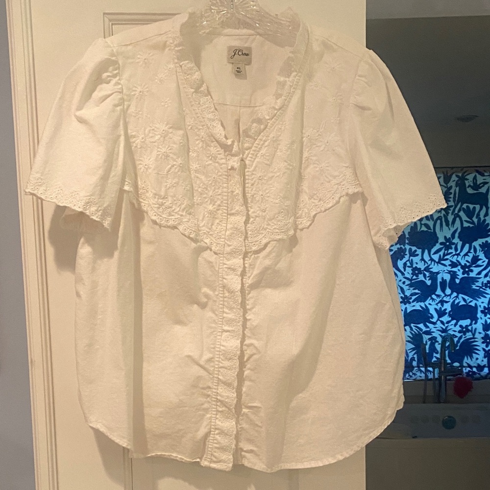 Beautiful vintage J.Crew white blouse button down size XL. NWOT